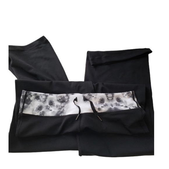 LULULEMON ATHLETICA ~ Wide Leg - Picture 2 of 6